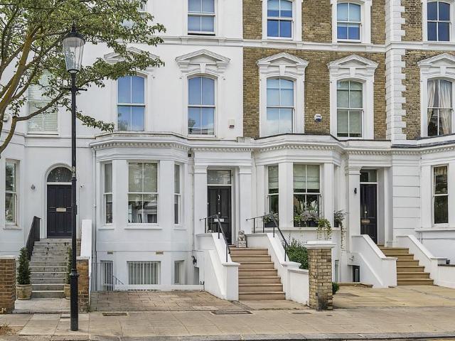 House for sale in Kensington, Greater London