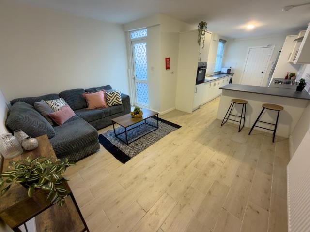 House for sale in Kensington, Calderstones
