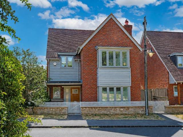 House for sale in Long Crendon