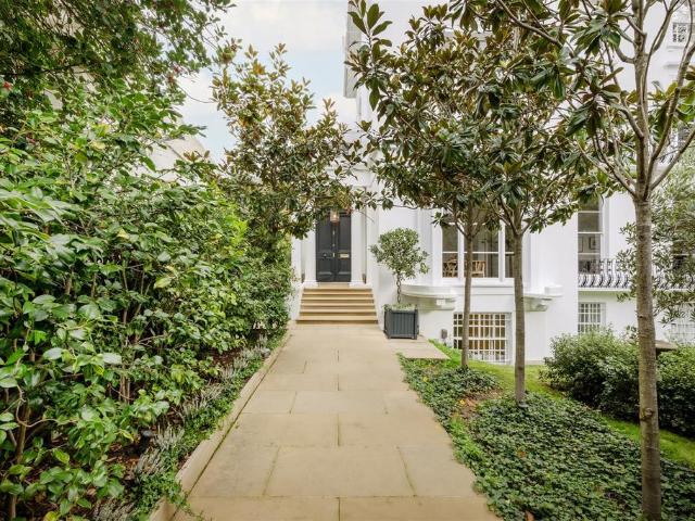 House for sale in St. John's Wood, Greater London