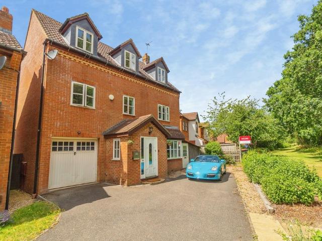 House for sale in Old Wolverton, Milton Keynes