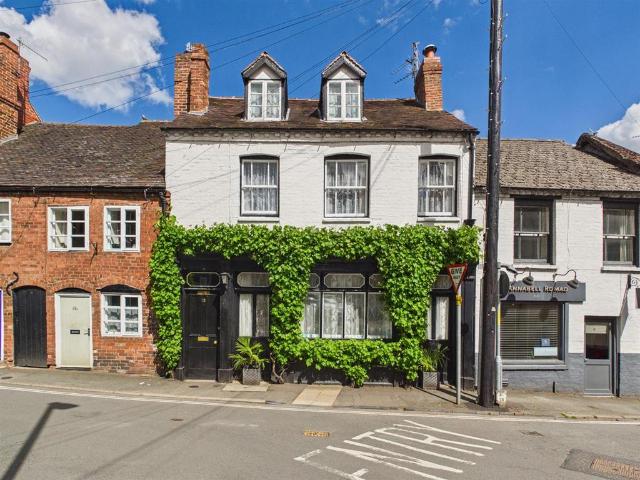 House for sale in Rushock, Worcestershire