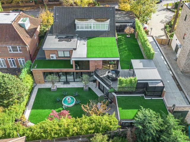 House for sale in Hampstead Garden Suburb, Greater London