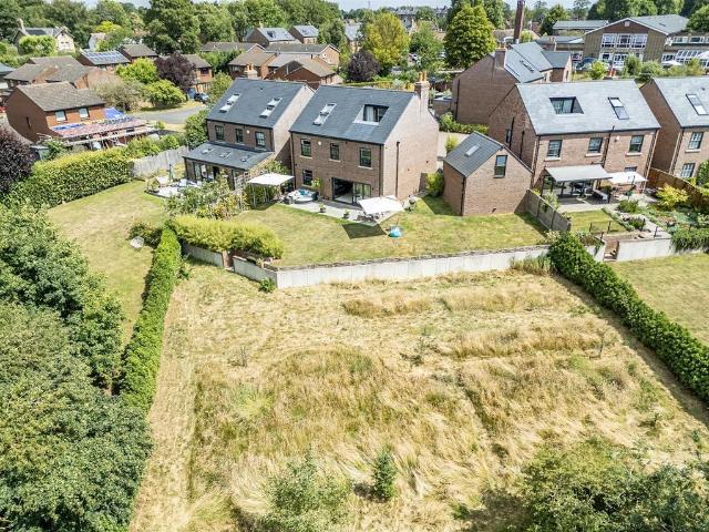 House for sale in High Field, York