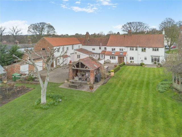 House for sale in Hutton Rudby, North Yorkshire