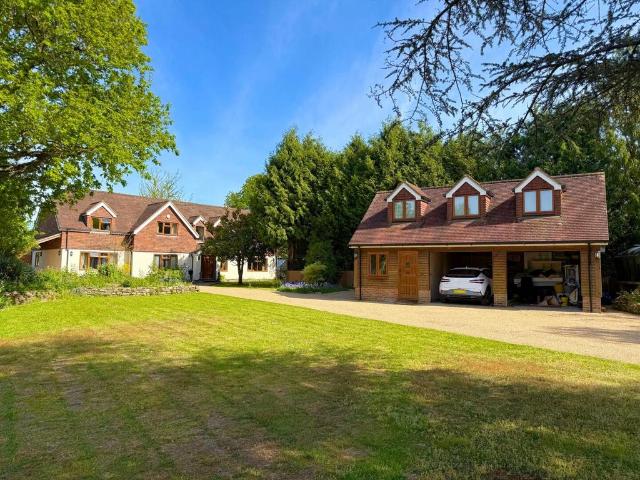 House for sale in Horsham, West Sussex