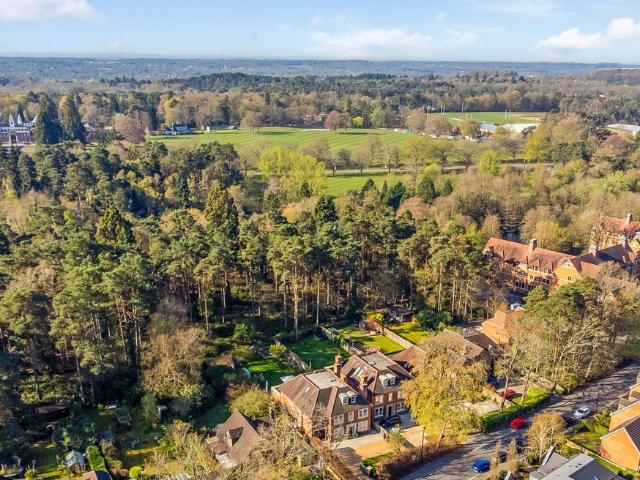 House for sale in Buckler's Park, Crowthorne