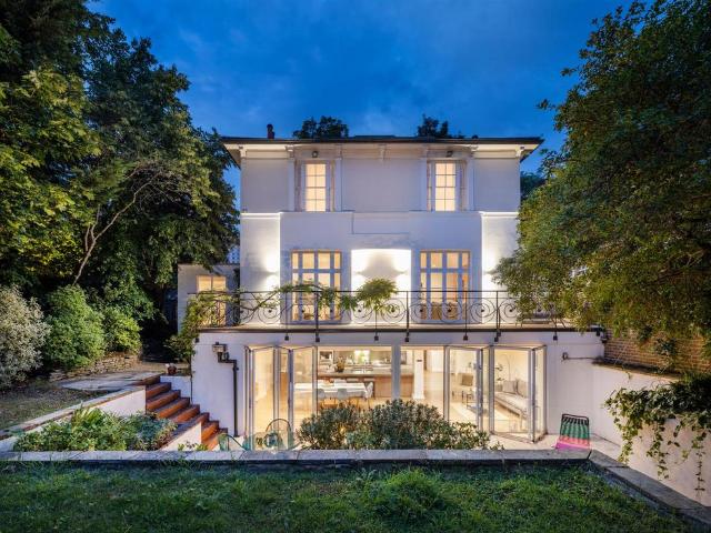 House for sale in South Hampstead, Greater London