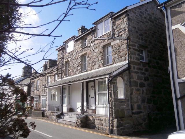House for sale in Harlech