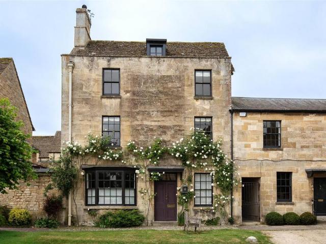 House for sale in Black Bourton, Oxfordshire