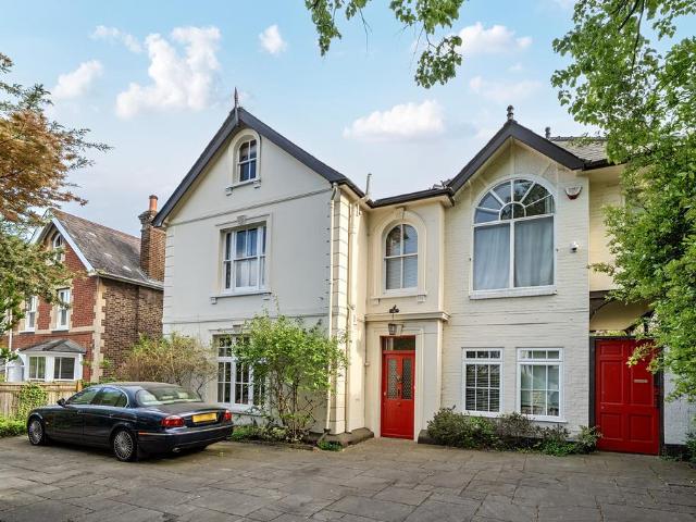 House for sale in Blackhills, Surrey
