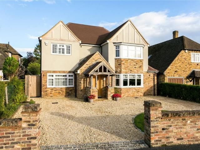 House for sale in Farnham Common, Buckinghamshire