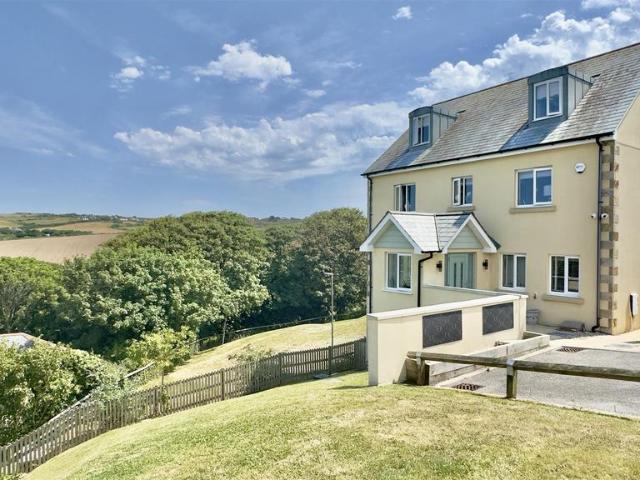 House for sale in Penwartha Coombe, Cornwall