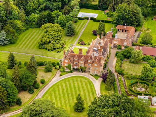 House for sale in Little Crawley