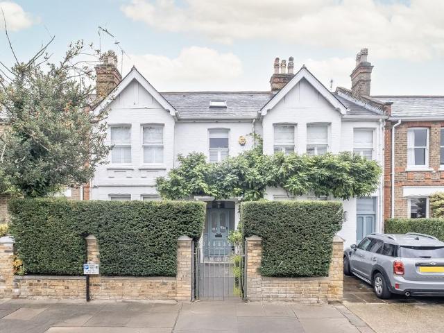 House for sale in Strawberry Hill, Greater London