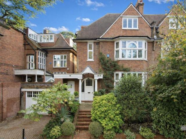 House for sale in West Hampstead, Greater London