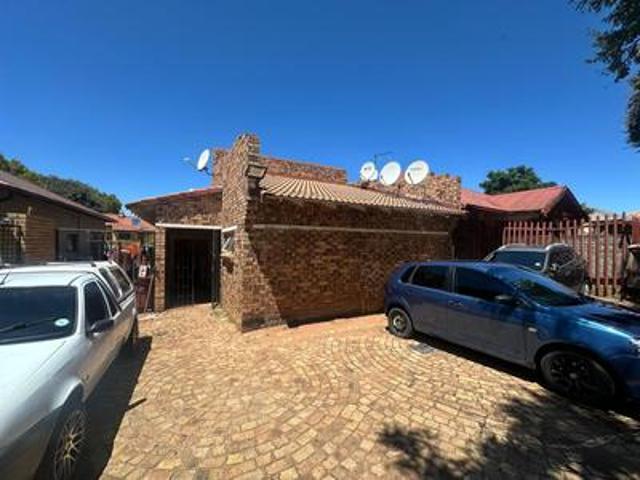 House for sale in Vosloorus, Gauteng