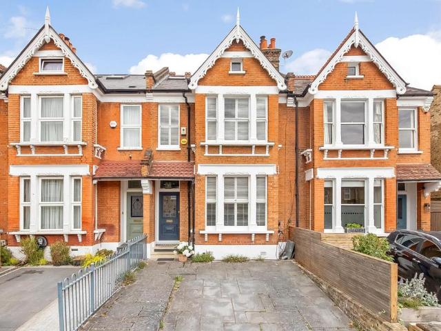 House for sale in East Dulwich, Greater London