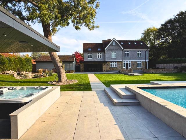House for sale in Great Amwell, East Hertfordshire
