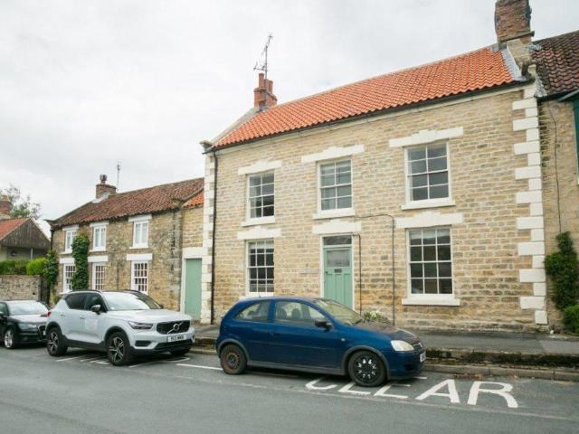House for sale in Thornton-le-dale, North Yorkshire