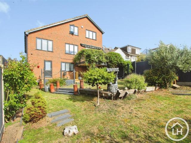 House for sale in Minster-on-Sea, Oad Street