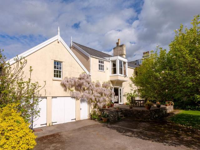 House for sale in Cleeve, North Somerset