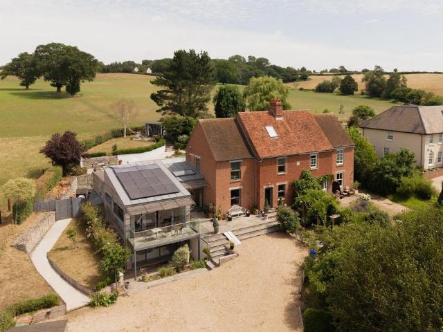House for sale in Nayland-with-Wissington, Chelmondiston