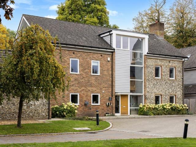 House for sale in Halstead, Sevenoaks
