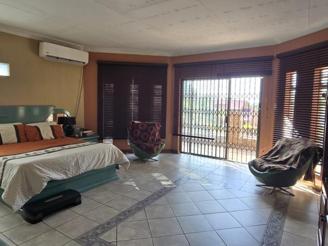 House for sale in Akasia, Gauteng