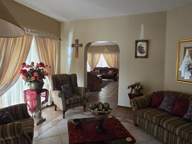 House for sale in Akasia, Gauteng