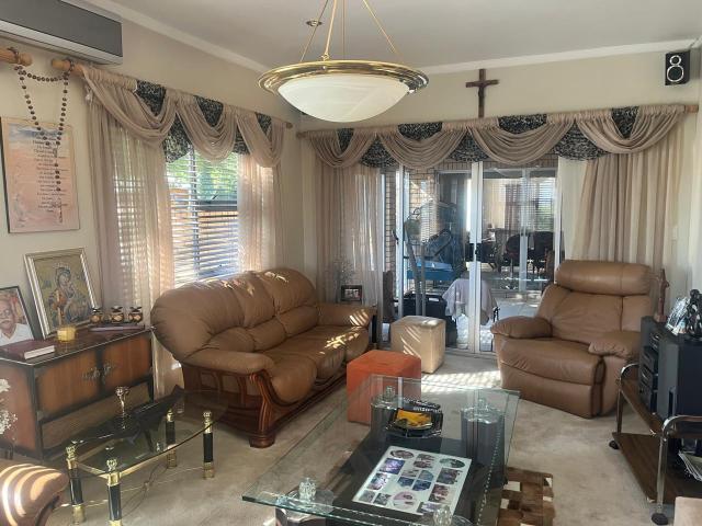 House for sale in Queenstown, Eastern Cape