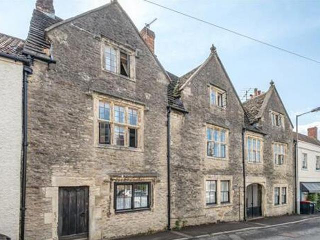 House for sale in Lyons, Greater London