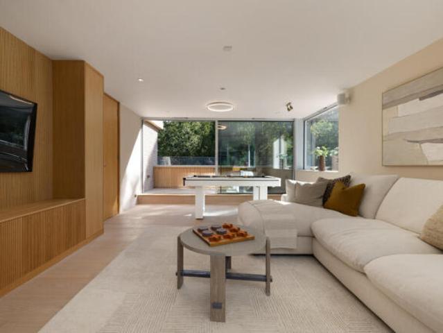House for sale in Hampstead, Greater London