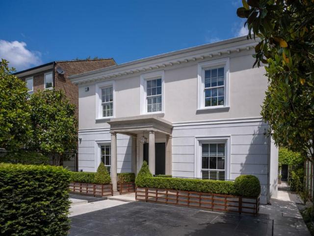House for sale in St John's Wood