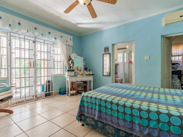 House for sale in Durban North, Kwazulu-natal