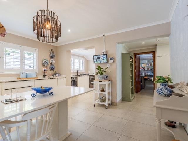 House for sale in Kloof, Kwazulu-natal