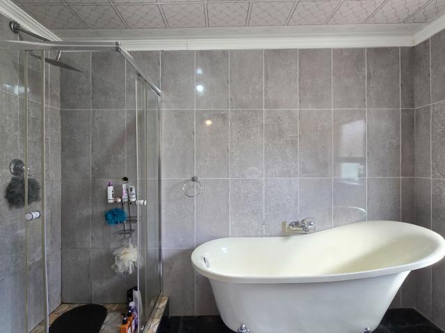 House for sale in King Williams Town, Eastern Cape
