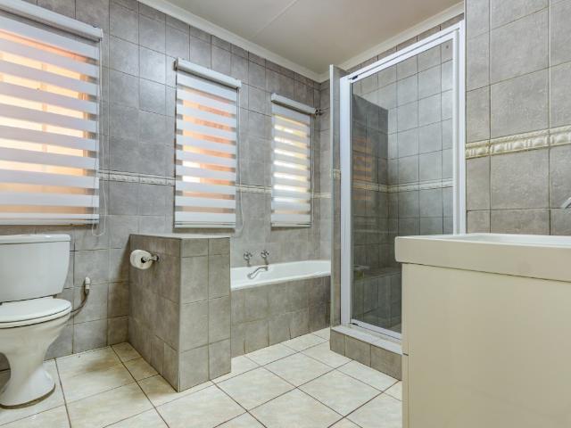 House for sale in Glenmarais, Ekurhuleni