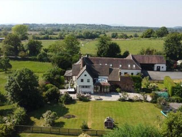 House for sale in Gloucester, Gloucestershire