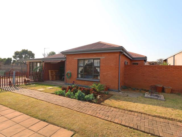 House for sale in Nooitgedacht, Gauteng