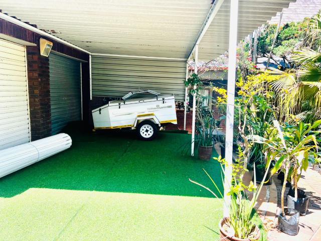 House for sale in La Mercy, Kwazulu-natal