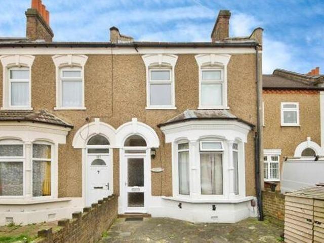 House for sale in Lyons, Greater London