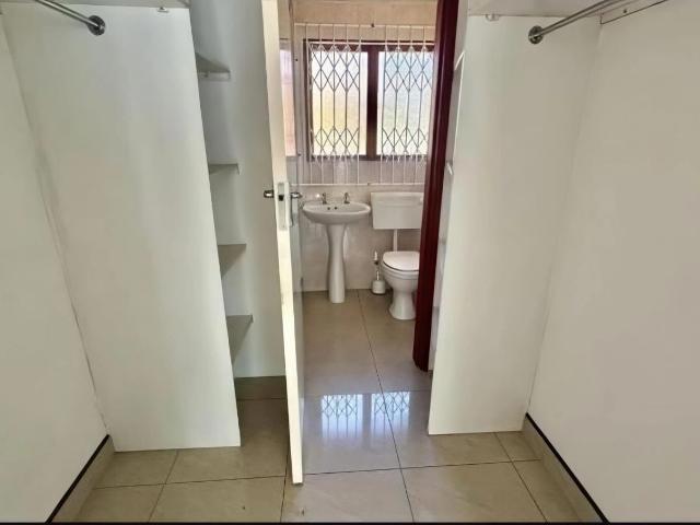 House for sale in Queensburgh, Kwazulu-natal