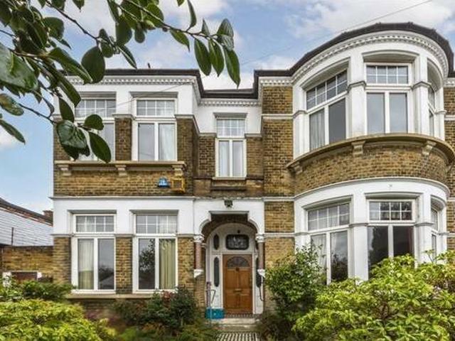 House for rent in Lyons, Greater London