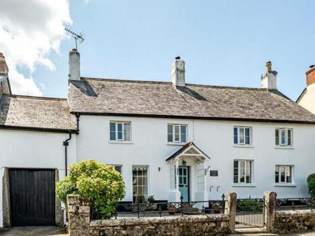House for sale in Weir Quay, Devon
