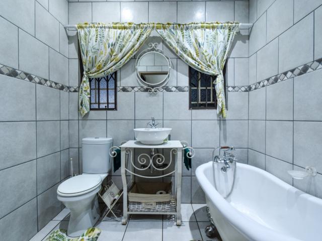 House for sale in Waterkloof, Gauteng