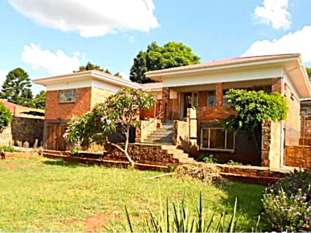 House for rent in Waterkloof, Gauteng