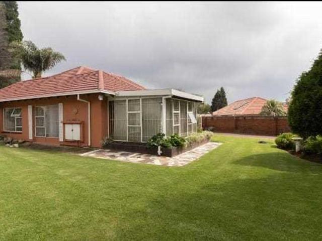 House for sale in Vosloorus, Gauteng