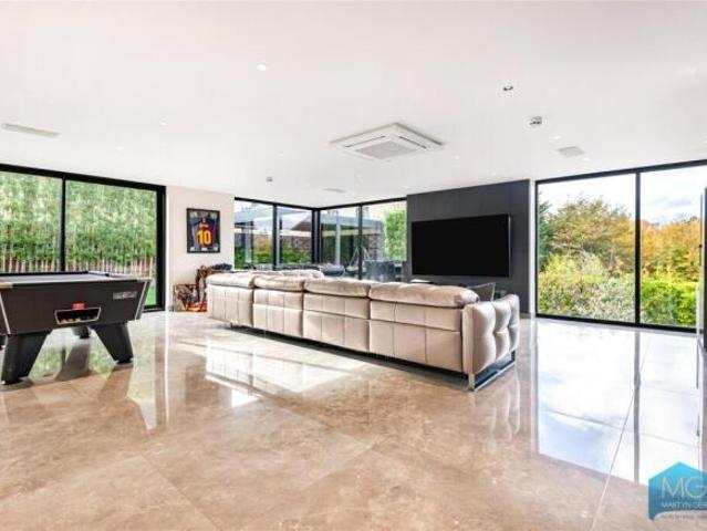 House for sale in Hampstead, Greater London