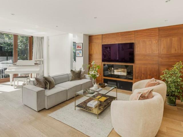 House for sale in St John's Wood